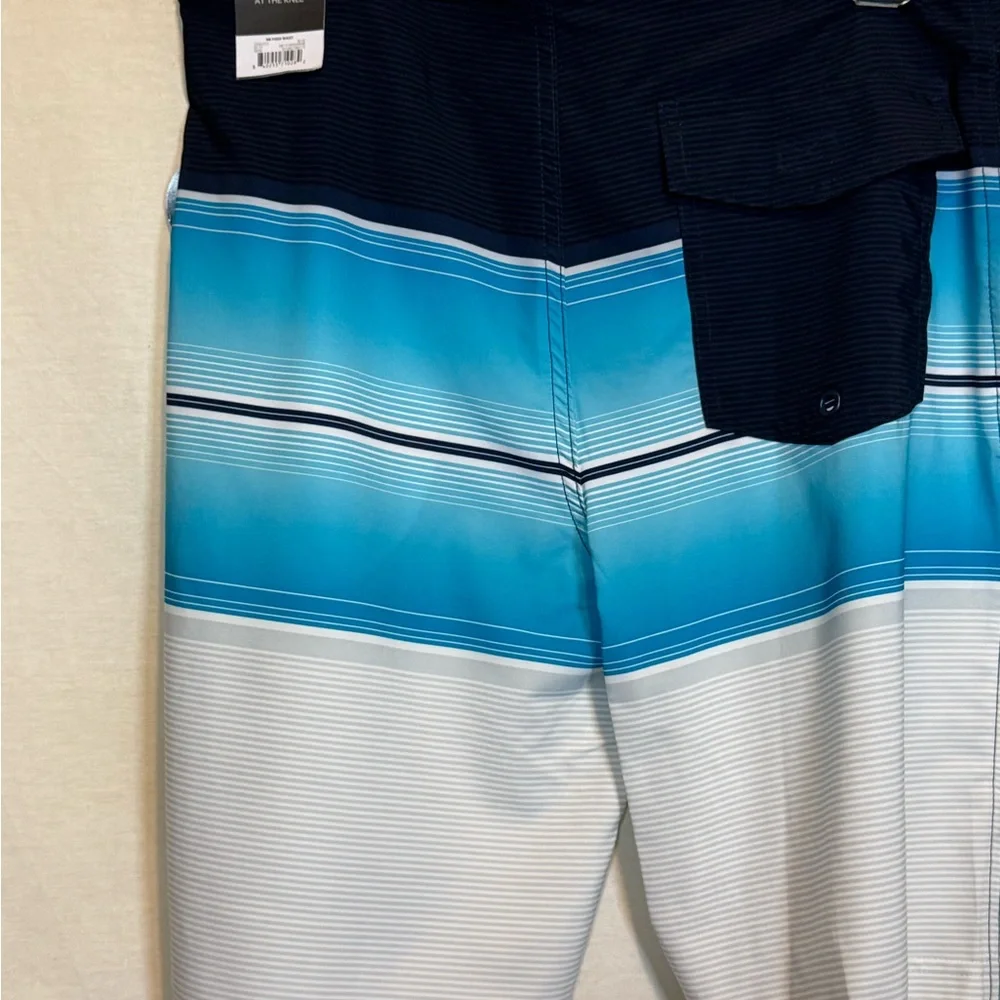 G-148 Men’s No Boundaries NWT Blue &‎ White Stripe Fixed Waist Swim Board Shorts